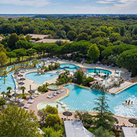 Camping Séquoia Parc in regio Poitou-Charentes, Frankrijk